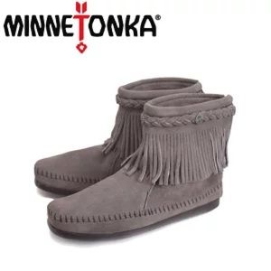 Minnetonka High Top Back Zip Moccasin Boot
